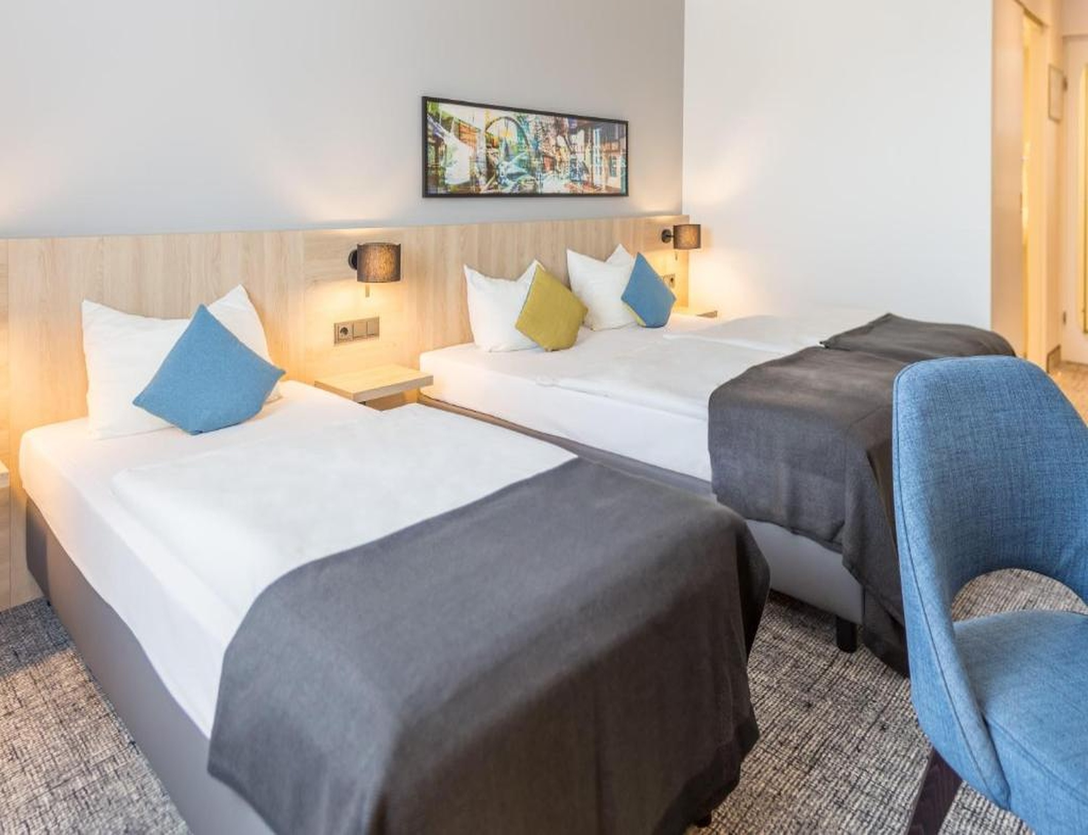 Harbour-View Room